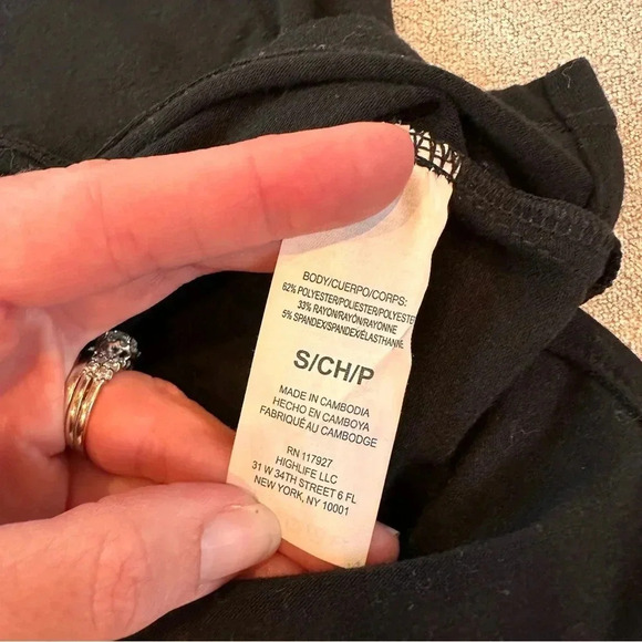 Reebok short sleeve t-shirt. Size small. Black. - Picture 5 of 6